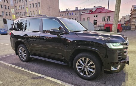 Toyota Land Cruiser, 2023 год, 10 800 000 рублей, 5 фотография
