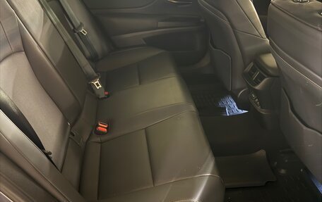 Lexus ES VII, 2020 год, 3 000 000 рублей, 6 фотография