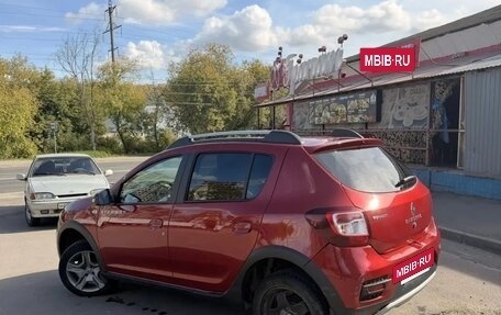 Renault Sandero II рестайлинг, 2018 год, 820 000 рублей, 2 фотография