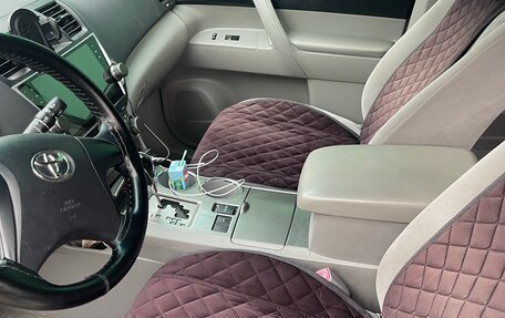 Toyota Highlander III, 2009 год, 1 690 000 рублей, 26 фотография