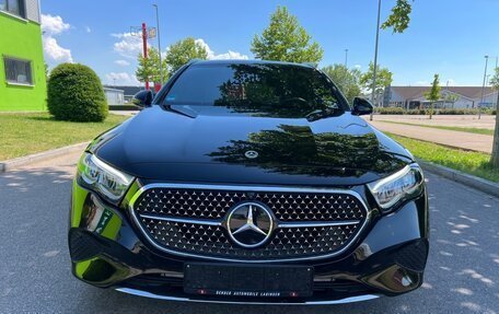 Mercedes-Benz E-Класс, 2025 год, 6 200 000 рублей, 2 фотография