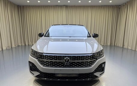 Volkswagen Lavida, 2022 год, 1 130 000 рублей, 2 фотография