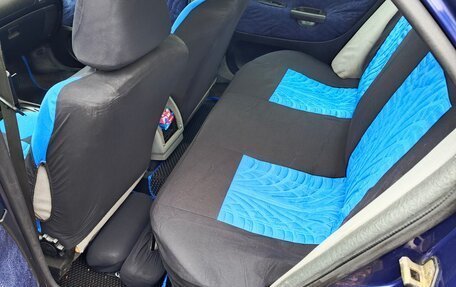 Mitsubishi Carisma I, 2002 год, 250 000 рублей, 13 фотография