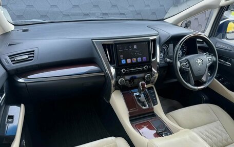 Toyota Alphard III, 2016 год, 3 600 000 рублей, 9 фотография