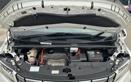 Toyota Alphard III, 2016 год, 3 600 000 рублей, 28 фотография