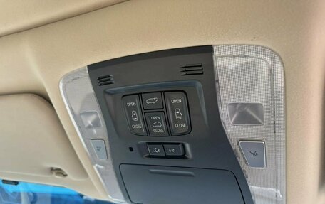 Toyota Alphard III, 2016 год, 3 600 000 рублей, 23 фотография