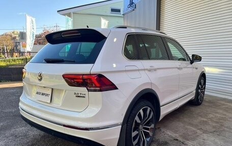 Volkswagen Tiguan II, 2019 год, 1 944 069 рублей, 10 фотография