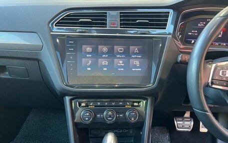 Volkswagen Tiguan II, 2019 год, 1 944 069 рублей, 18 фотография