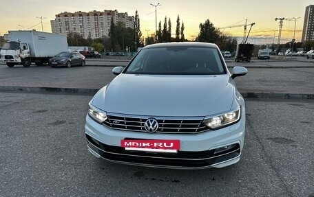 Volkswagen Passat B8 рестайлинг, 2017 год, 1 700 000 рублей, 2 фотография