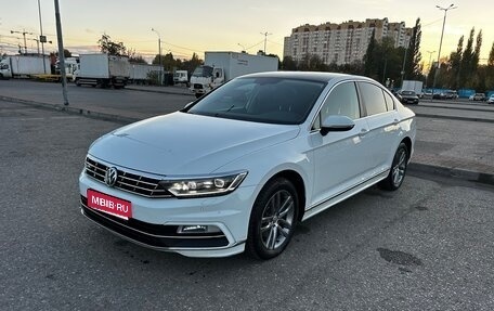 Volkswagen Passat B8 рестайлинг, 2017 год, 1 700 000 рублей, 1 фотография