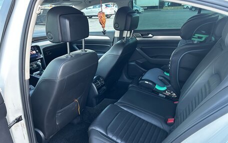 Volkswagen Passat B8 рестайлинг, 2017 год, 1 700 000 рублей, 10 фотография