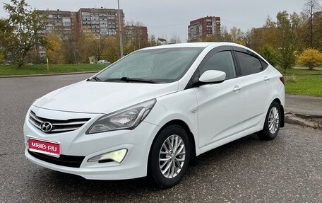 Hyundai Solaris II рестайлинг, 2016 год, 1 020 000 рублей, 1 фотография
