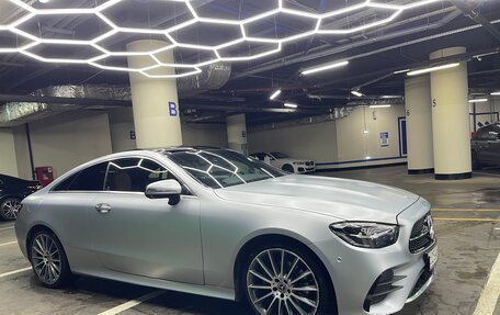 Mercedes-Benz E-Класс, 2021 год, 4 500 000 рублей, 6 фотография