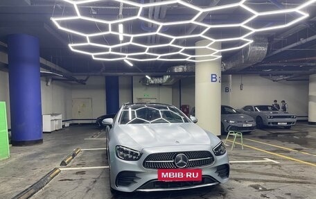 Mercedes-Benz E-Класс, 2021 год, 4 500 000 рублей, 7 фотография