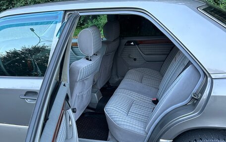 Mercedes-Benz W124, 1992 год, 270 000 рублей, 8 фотография