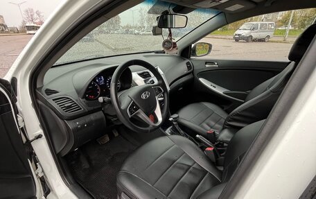 Hyundai Solaris II рестайлинг, 2016 год, 1 020 000 рублей, 24 фотография