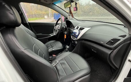 Hyundai Solaris II рестайлинг, 2016 год, 1 020 000 рублей, 28 фотография
