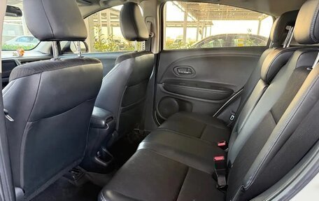 Honda Vezel, 2021 год, 1 399 000 рублей, 9 фотография