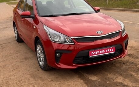 KIA Rio IV, 2019 год, 980 000 рублей, 1 фотография