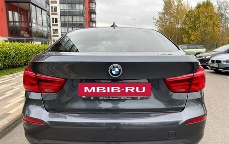 BMW 3 серия, 2018 год, 2 300 000 рублей, 13 фотография