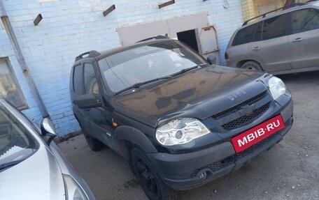 Chevrolet Niva I рестайлинг, 2012 год, 190 000 рублей, 2 фотография