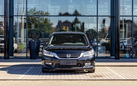 Honda Accord IX рестайлинг, 2013 год, 1 295 000 рублей, 2 фотография