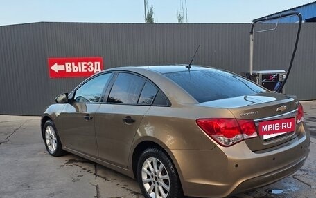 Chevrolet Cruze II, 2013 год, 720 000 рублей, 3 фотография