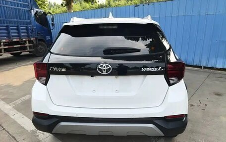 Toyota Yaris XP150 рестайлинг, 2022 год, 1 099 000 рублей, 3 фотография