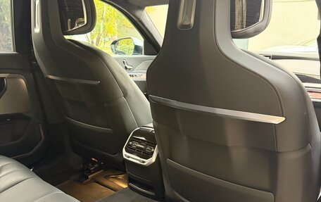BMW 7 серия, 2023 год, 12 300 000 рублей, 10 фотография