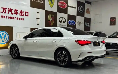Mercedes-Benz A-Класс, 2023 год, 1 525 000 рублей, 6 фотография