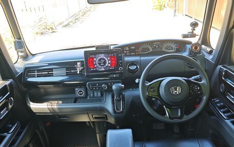 Honda N-BOX II, 2021 год, 1 030 000 рублей, 12 фотография