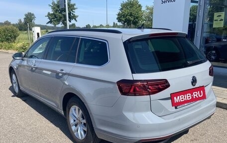 Volkswagen Passat B8 рестайлинг, 2023 год, 3 350 000 рублей, 2 фотография