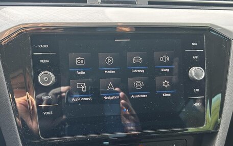 Volkswagen Passat B8 рестайлинг, 2023 год, 3 350 000 рублей, 13 фотография