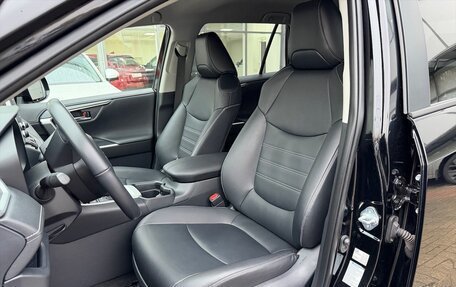 Toyota RAV4, 2020 год, 3 699 000 рублей, 19 фотография