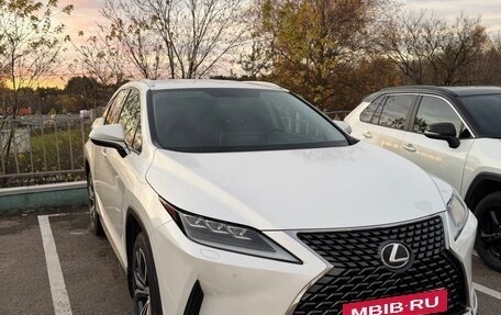 Lexus RX IV рестайлинг, 2020 год, 6 000 000 рублей, 2 фотография