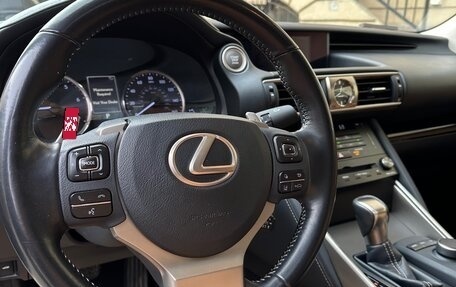 Lexus IS III, 2018 год, 2 250 000 рублей, 5 фотография