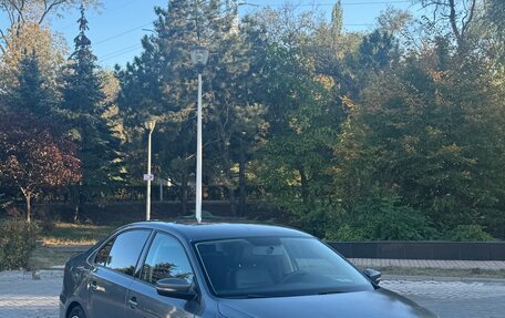 Volkswagen Jetta VI, 2014 год, 800 000 рублей, 2 фотография