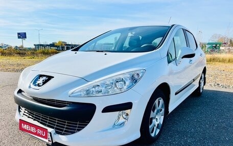 Peugeot 308 II, 2011 год, 525 000 рублей, 2 фотография