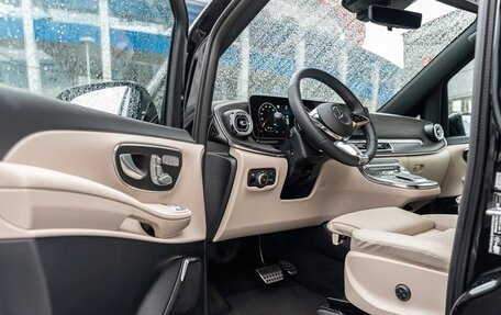 Mercedes-Benz V-Класс, 2026 год, 14 290 000 рублей, 13 фотография