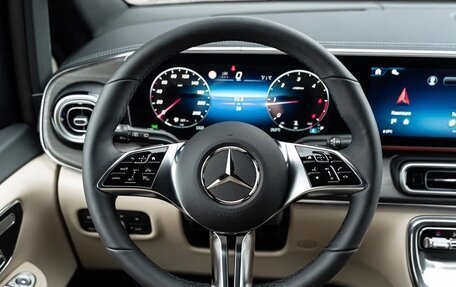 Mercedes-Benz V-Класс, 2026 год, 14 290 000 рублей, 18 фотография