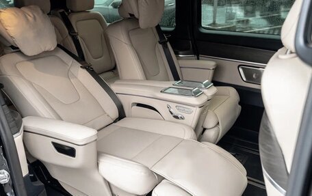 Mercedes-Benz V-Класс, 2026 год, 14 290 000 рублей, 39 фотография