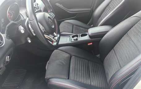 Mercedes-Benz GLA, 2018 год, 2 678 000 рублей, 11 фотография