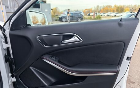 Mercedes-Benz GLA, 2018 год, 2 678 000 рублей, 17 фотография