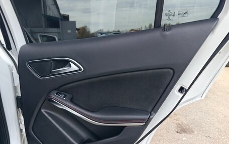 Mercedes-Benz GLA, 2018 год, 2 678 000 рублей, 16 фотография