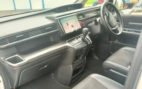 Honda Stepwgn IV, 2015 год, 1 799 000 рублей, 18 фотография