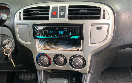 Hyundai Matrix I рестайлинг, 2002 год, 200 000 рублей, 23 фотография