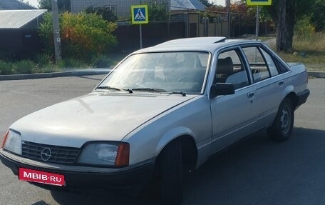 Opel Rekord E, 1984 год, 110 000 рублей, 1 фотография