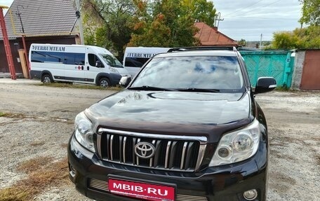 Toyota Land Cruiser Prado 150 рестайлинг 2, 2010 год, 2 600 000 рублей, 1 фотография