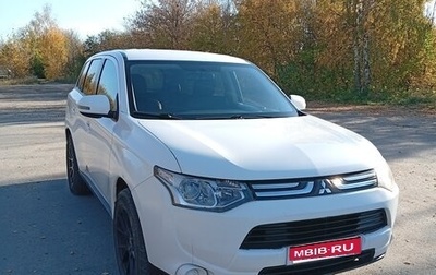Mitsubishi Outlander III рестайлинг 3, 2012 год, 1 120 000 рублей, 1 фотография