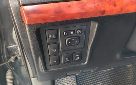 Toyota Land Cruiser Prado 150 рестайлинг 2, 2010 год, 2 600 000 рублей, 9 фотография